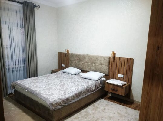 Люкс 4-местный 3-комнатный