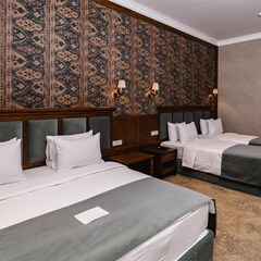 Отель Midway Baku Hotel, Баку