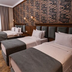 Отель Midway Baku Hotel, Баку