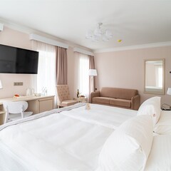 Отель Русские Сезоны Село Вятское 5*, Ярославская область