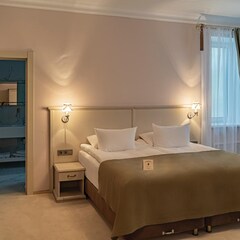 Отель Русские Сезоны Село Вятское SPA отель 5, Ярославская область