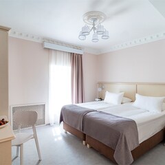 Отель Русские Сезоны Село Вятское 4*, Ярославская область