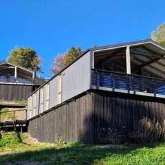 Частный дом Три Тома, Ленинградская область