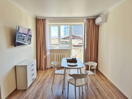 Двухкомнатные на Арбате с видом на горы — фото 4