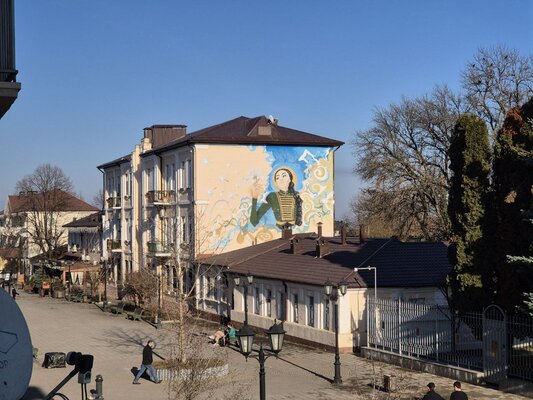 Двухкомнатные на Арбате с видом на горы — фото 1