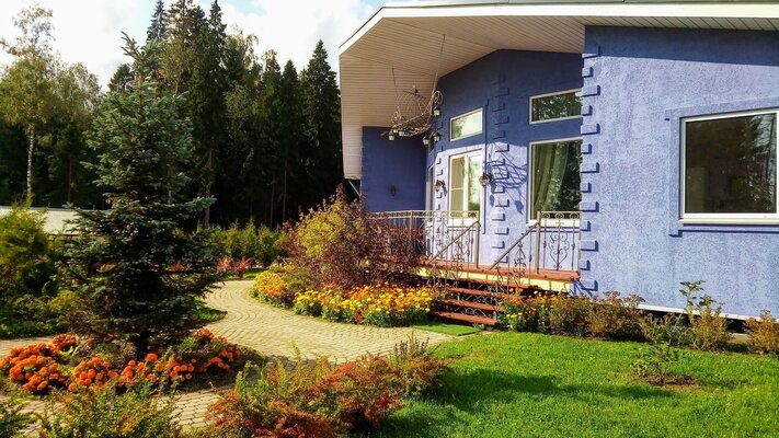 с бассейном Дивное самоцветье — фото 1