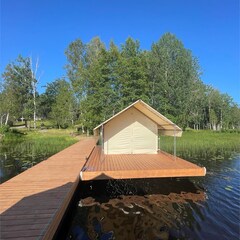 Дом Наедине — дома на воде, Ленинградская область
