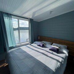 Дом Наедине — дома на воде, Ленинградская область