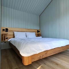 Дом Наедине — дома на воде, Ленинградская область