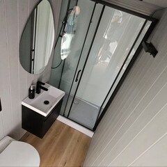 Дом Наедине — дома на воде, Ленинградская область