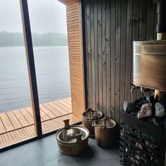 Дом Наедине — дома на воде, Ленинградская область