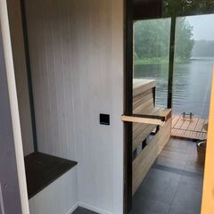 Дом Наедине — дома на воде, Ленинградская область