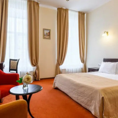 Гостевой дом SOLO на набережной реки Мойки 82, Ленинградская область