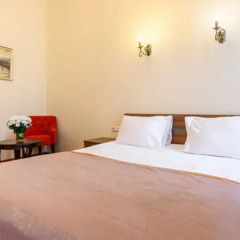 Гостевой дом SOLO на набережной реки Мойки 82, Ленинградская область