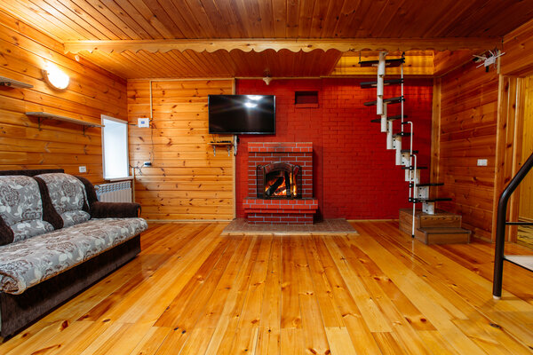 Деревянный дом с баней — фото 4