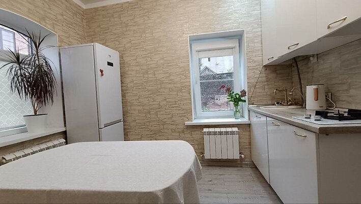 с двумя спальнями в центре Пятигорска — фото 4