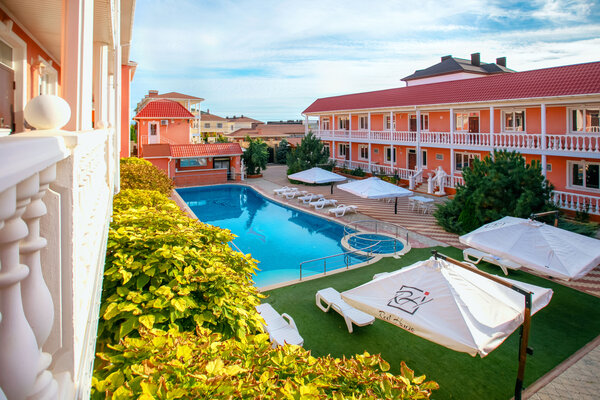 Red House — фото 1