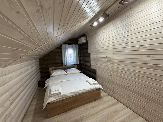 бревенчатый в 10 минутах от центра — фото 1