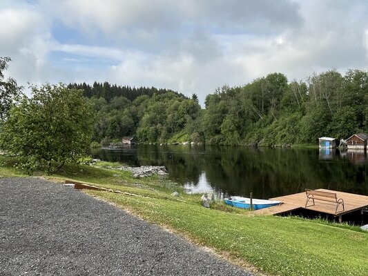 на берегу реки — фото 5