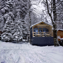 База отдыха Архыз у Зухры , Республика Карачаево-Черкесия 