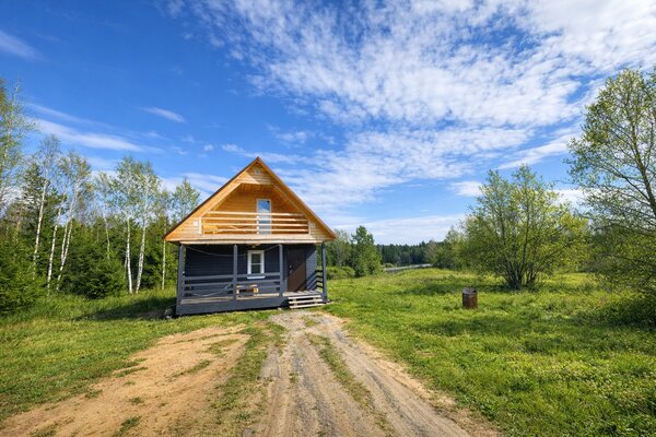 У реки с лососем — фото 1