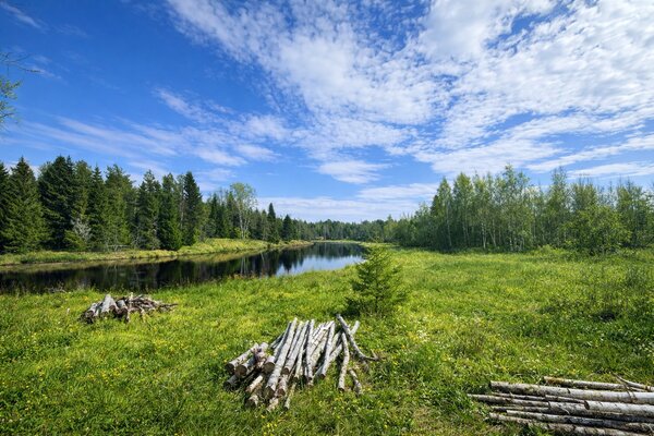 У реки с лососем — фото 4