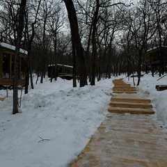 Глэмпинг Холм, Саратовская область