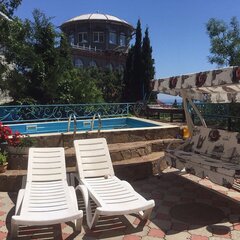 Отель Вилла Ренессанс, Алушта, Крым