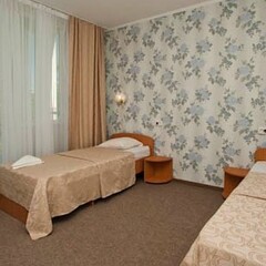 База отдыха Happy Hotel, Ялта, Крым
